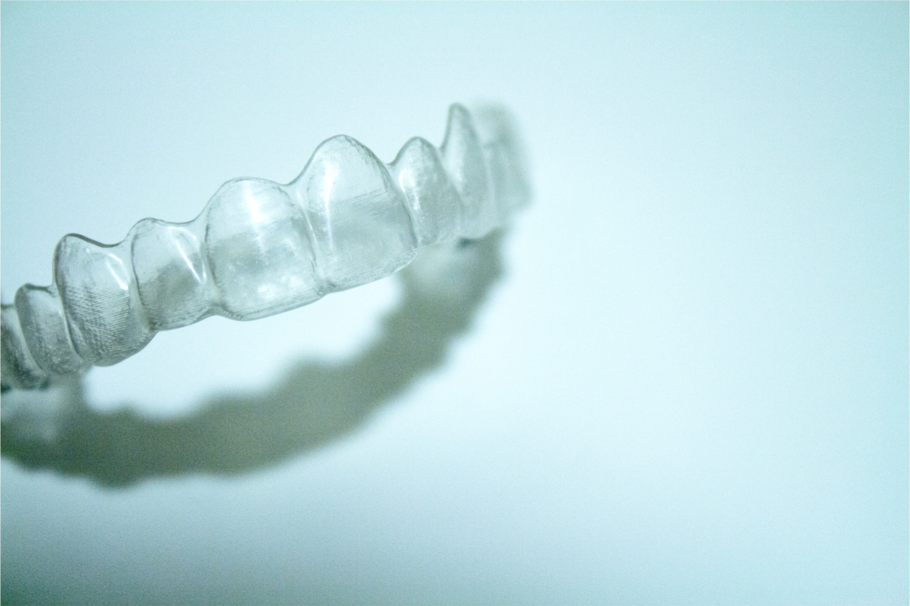 invisalign pros and cons