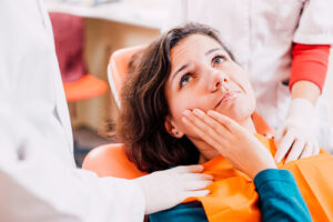 fractured root canal tooth extraction