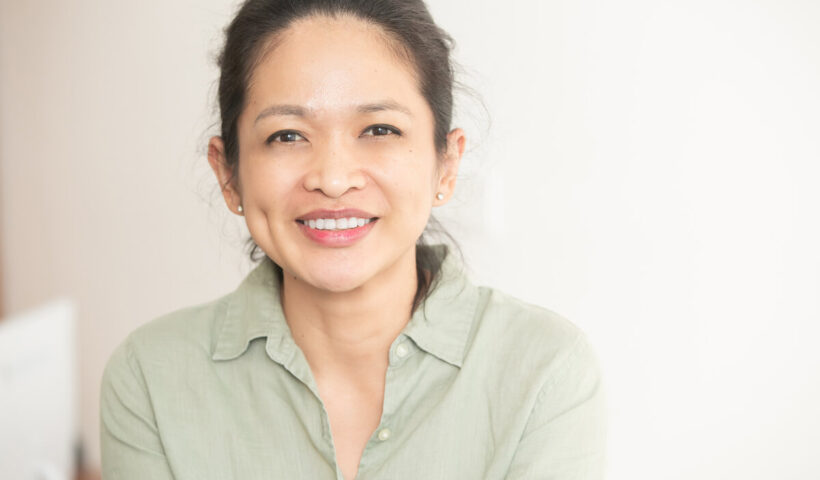 what happens if bleeding doesn't stop after tooth extraction